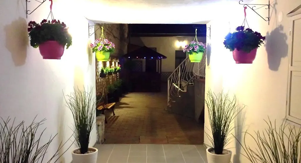 Guest house Garden House Hotel Budapest
