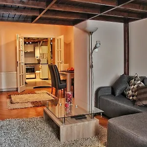 Vaci Deluxe Apartament