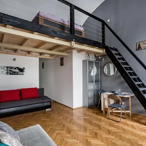 Apartman Mickey's Chain Bridge